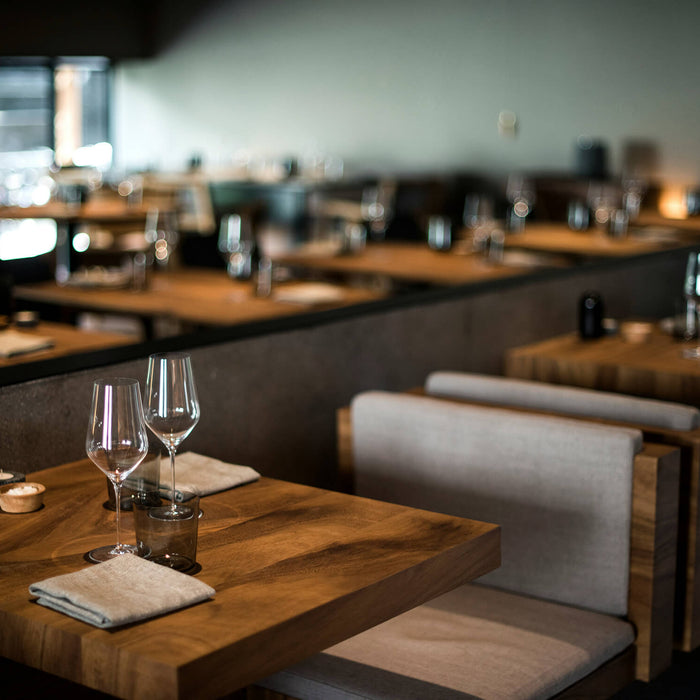 How the Food Service Industry Can Utilize Air Curtains